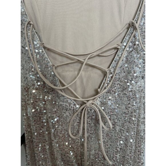 Lulu’s Evenings Of Elegance Dress Medium Champagne Sequin Lace-Up Slit NWT - Picture 8 of 13